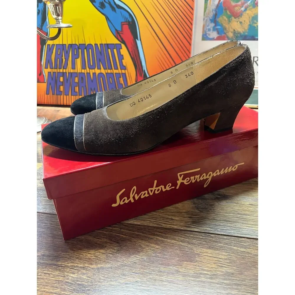Vintage Estate Salvatore Ferragamo Brown and Black Suede Heels w/OG Box Sz 8B